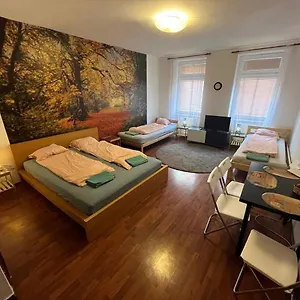 apartments-spolkova.brnohotels.org/