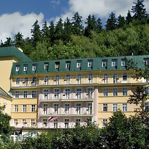 https://spa-hotel-vltava.marianskelaznehotels.net